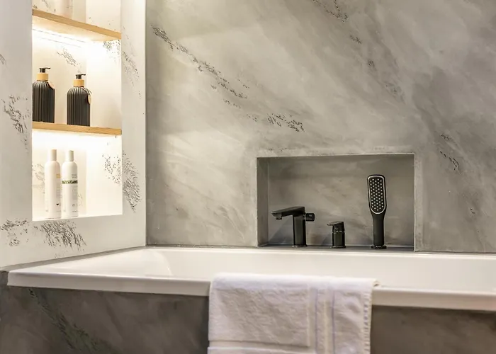 Almversteck Hollersbach * ホラースバッハ・イム・ピンツガウ